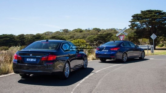 2014 HYUNDAIandBMW 528i vs genesis comparison 35 546x307 مقایسه ی هیوندای جنسیس و BMW سری 5